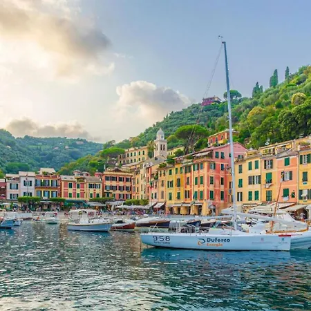 Family In Daire Portofino